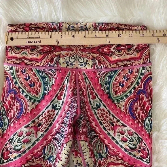 NANETTE LEPORE YOGA PANTS EXERCISE ATHLEISURE WORKOUT PANTS BEAUTIFUL Colors - Picture 3 of 7